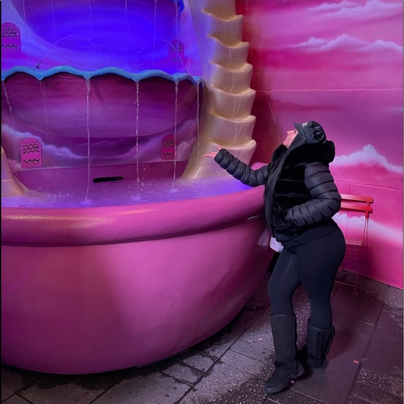 Meet your Posher, Edleen - Picture 14 of 16